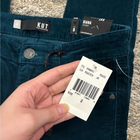 KUT From The Kloth Corduroy Diana Skinny Jeans Sz 0 NWTKUT Skinny Jeans NEW-